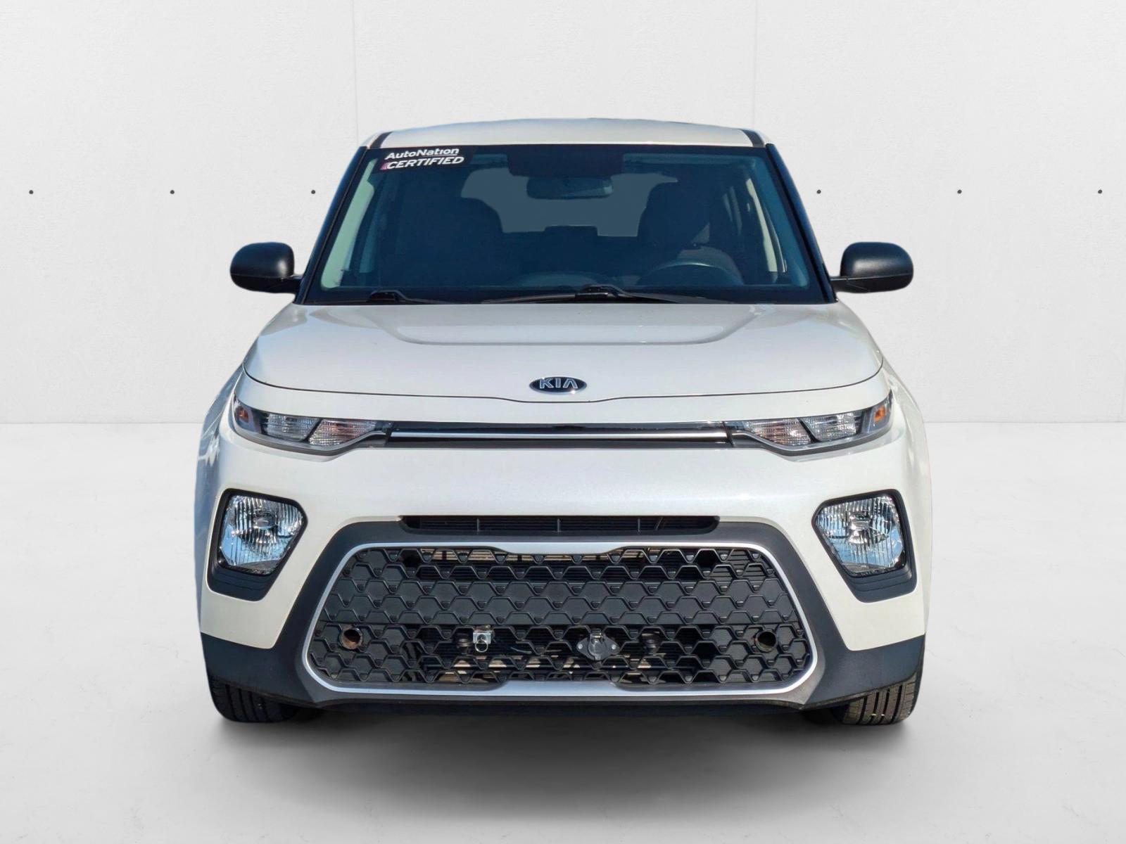 2020 Kia Soul LX photo 2