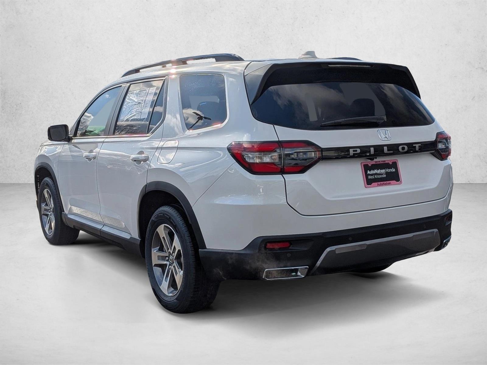 2026 Honda Pilot EX-L - Photo 9