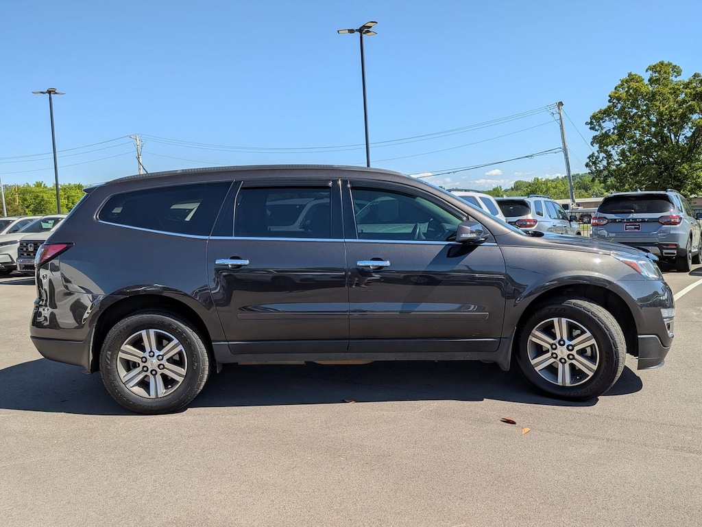 Used 2017 Chevrolet Traverse LT w/2LT SUV
