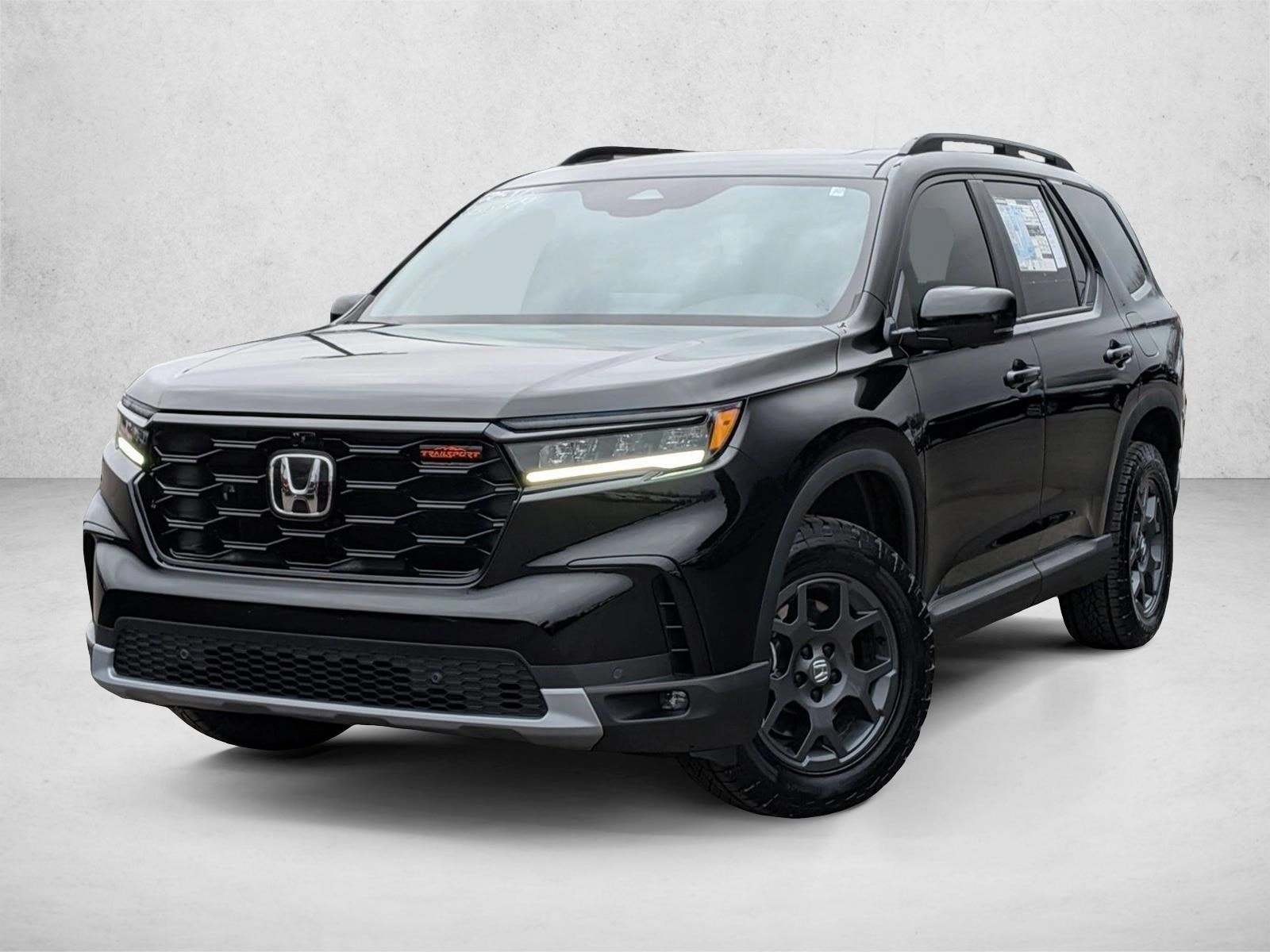 2025 Honda Pilot TrailSport's photo