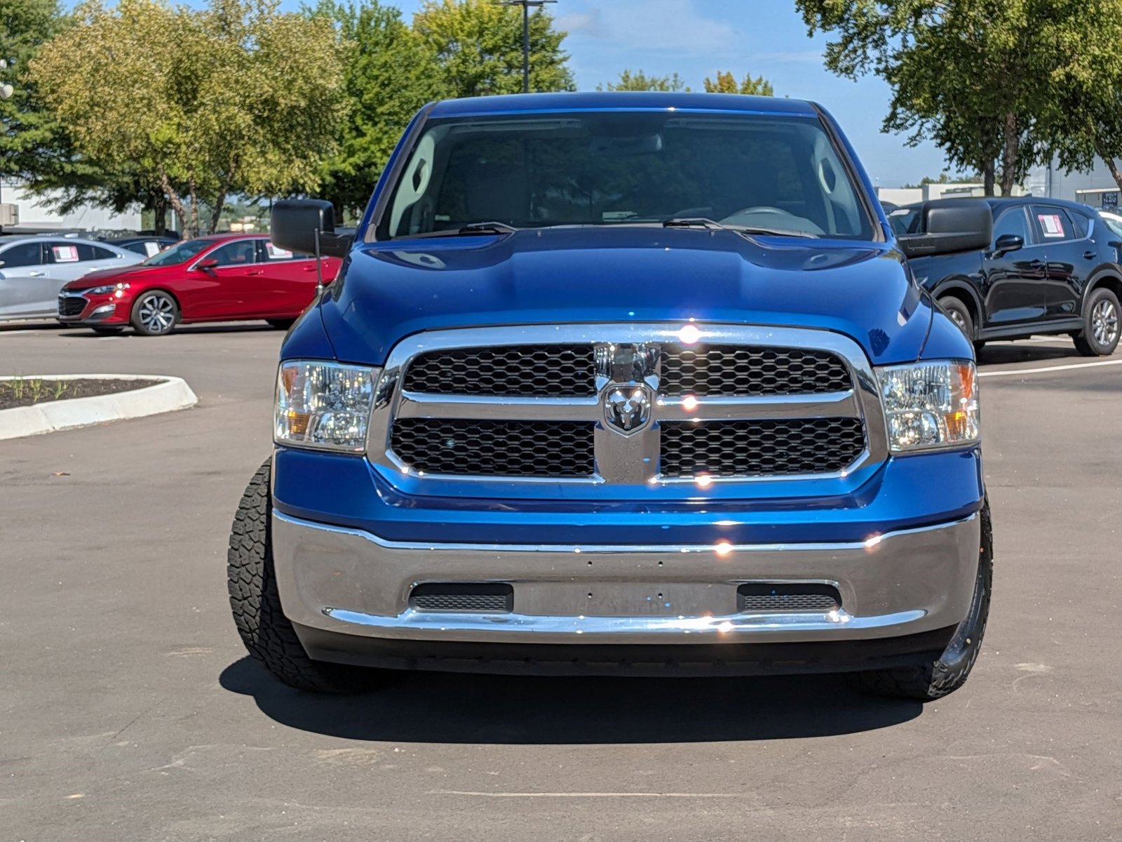 2019 Ram 1500 Classic Tradesman photo 2