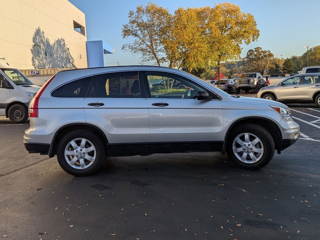 Used 2011 Honda CR-V SE SUV