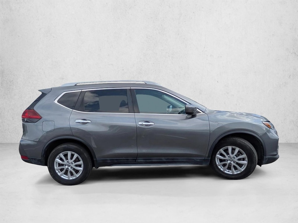 Used 2018 Nissan Rogue SV SUV