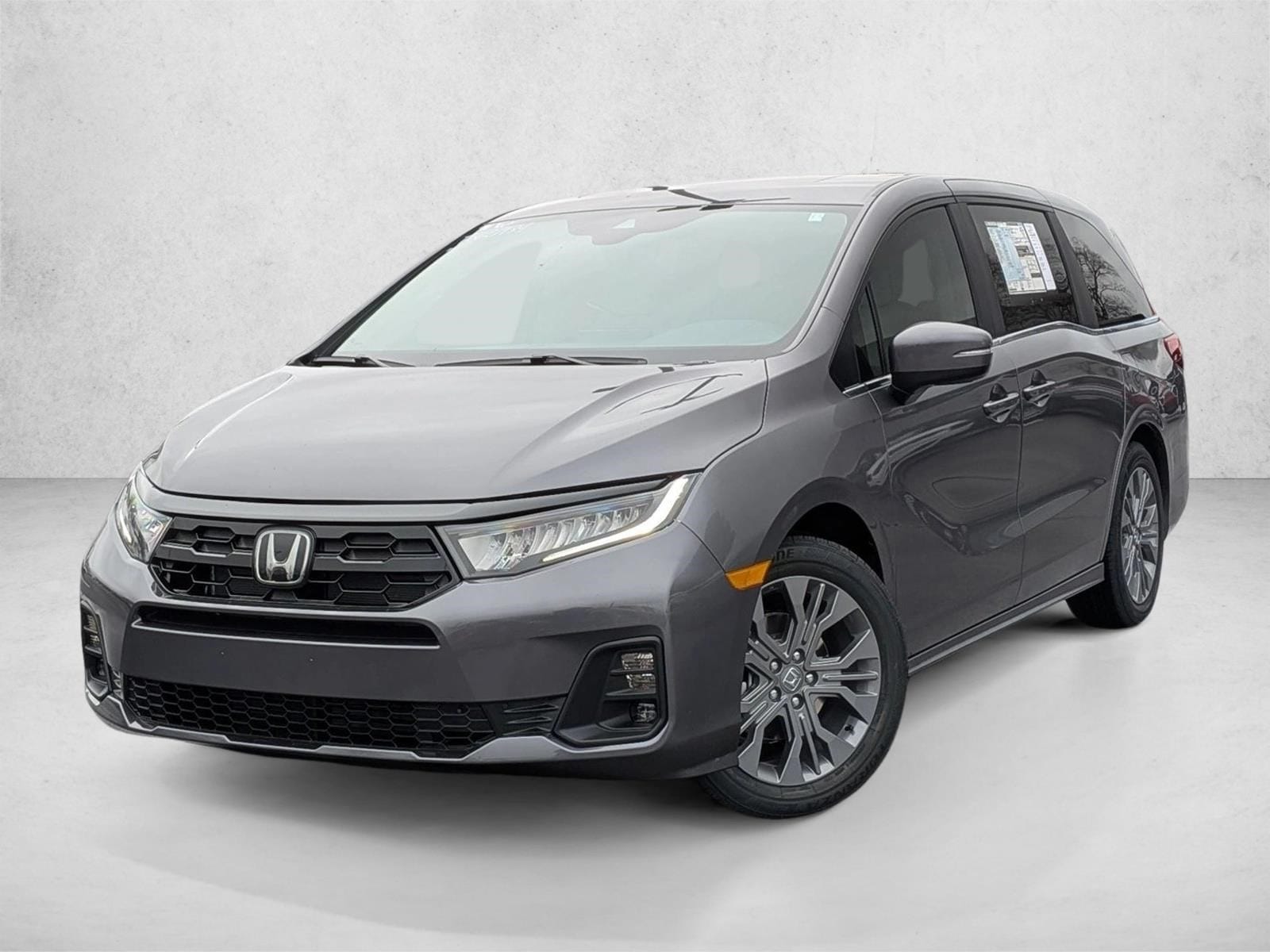 2026 Honda Odyssey Touring's photo