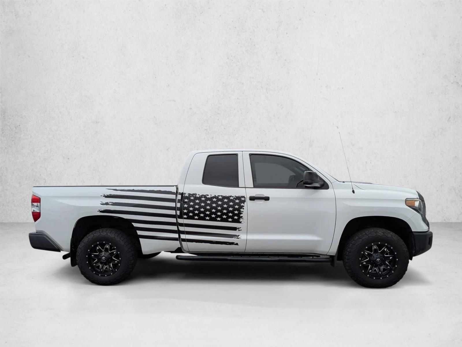 2019 Toyota Tundra SR5 Grade photo 4