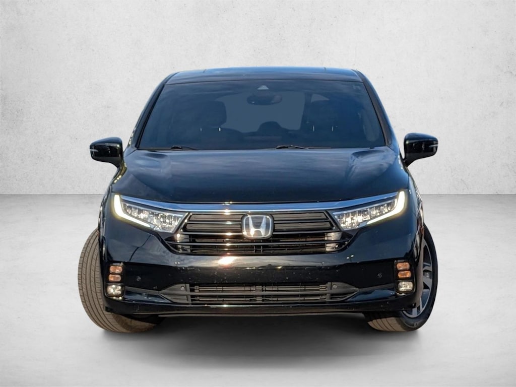 Used 2023 Honda Odyssey Touring Van