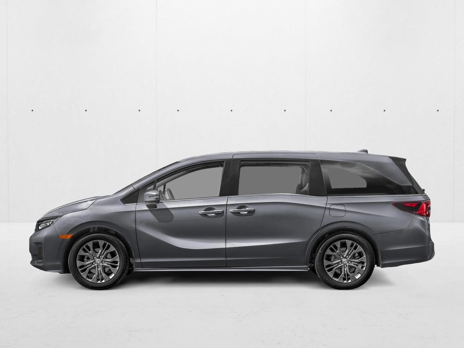 2026 Honda Odyssey Touring photo 3
