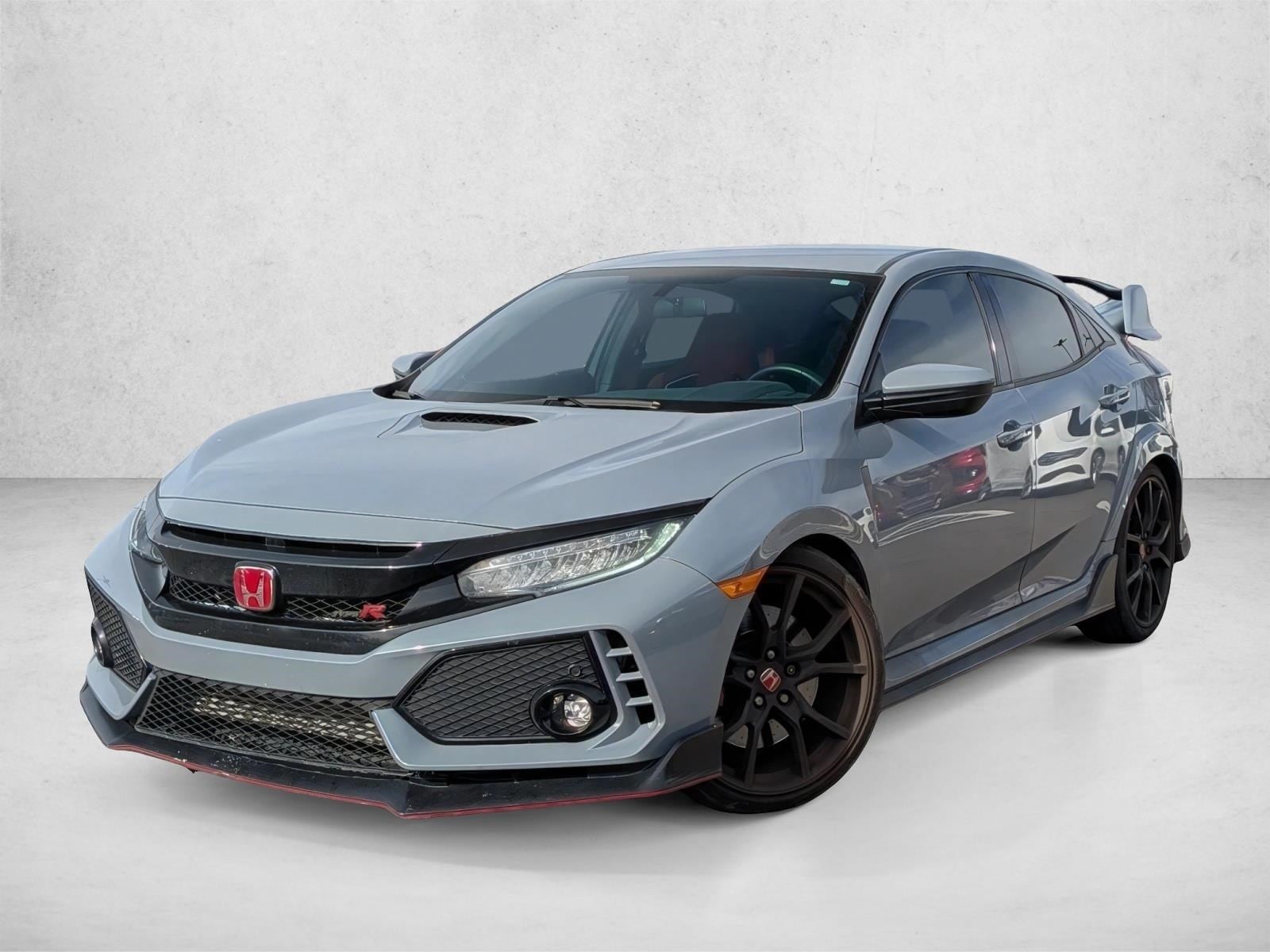 2019 Honda Civic Hatchback Type-R's photo