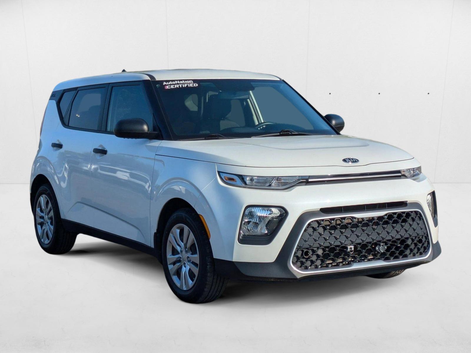 2020 Kia Soul LX photo 3