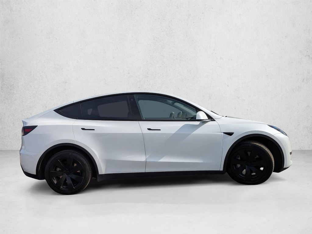 Used 2023 Tesla Model Y Long Range SUV