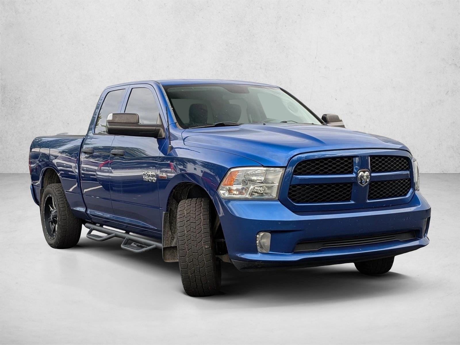2017 Ram 1500 Tradesman Express photo 3