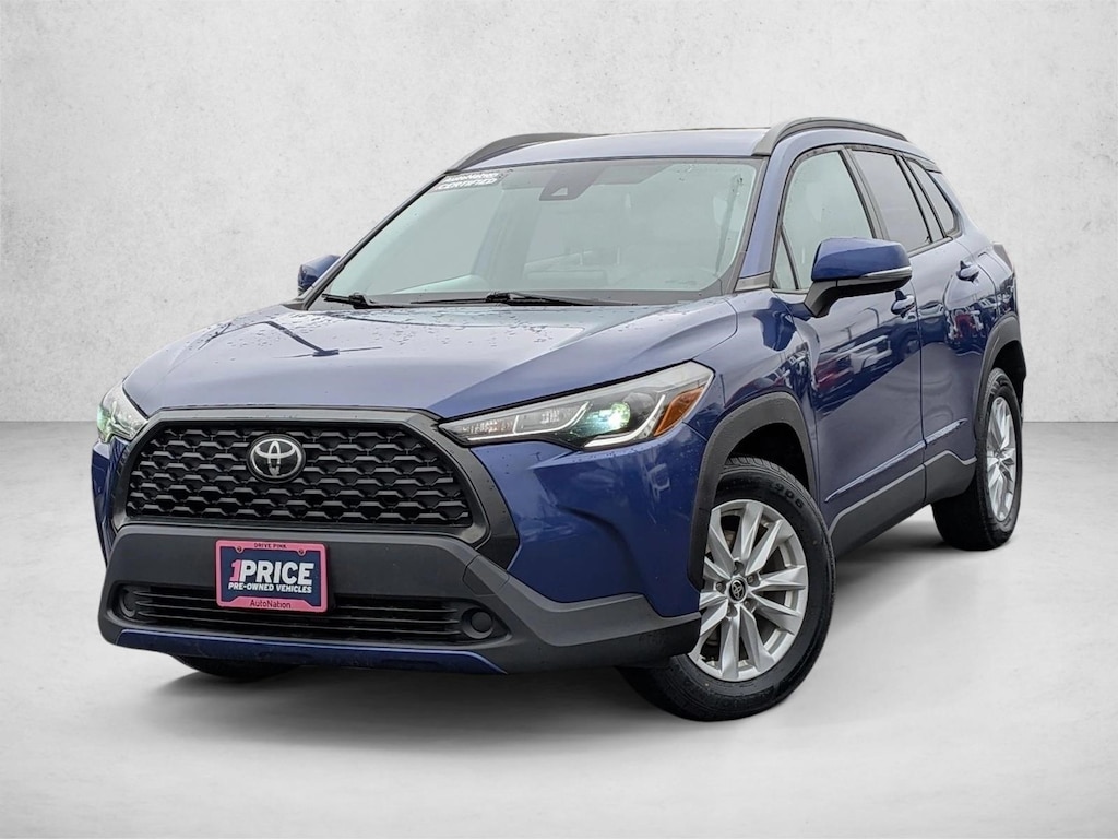 Used 2022 Toyota Corolla Cross LE SUV