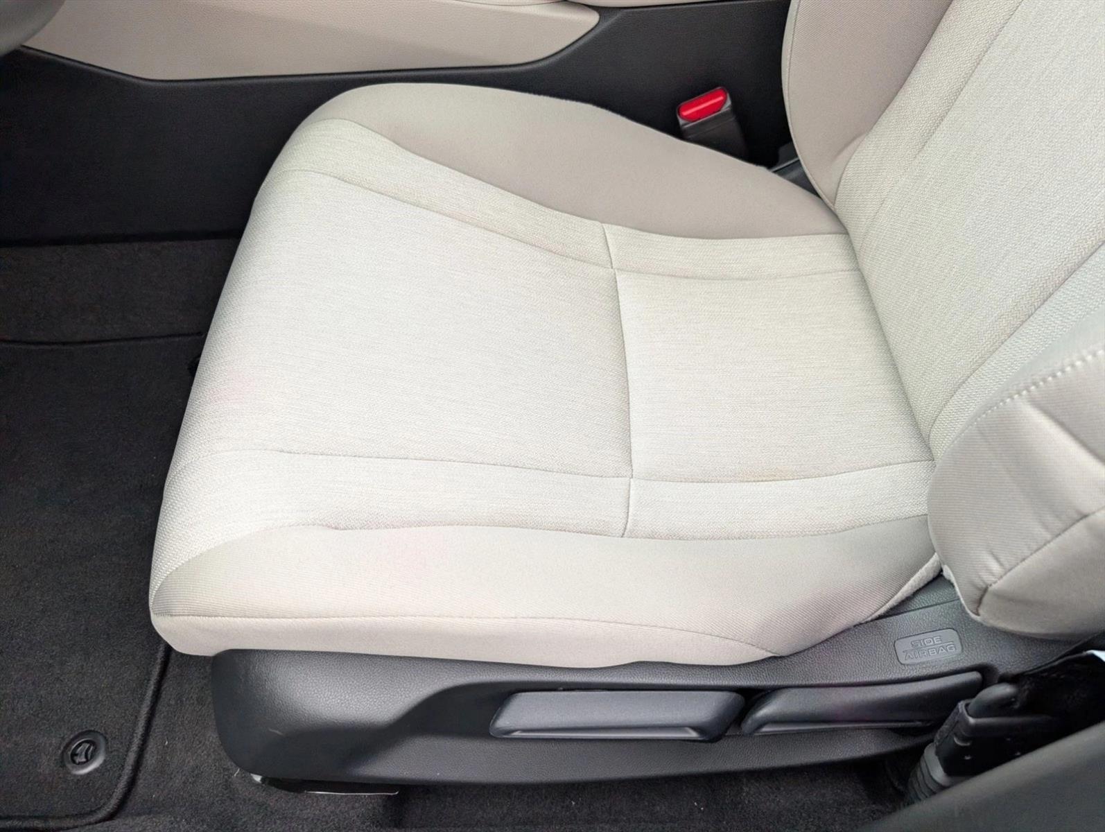 2025 Honda Accord LX photo 3