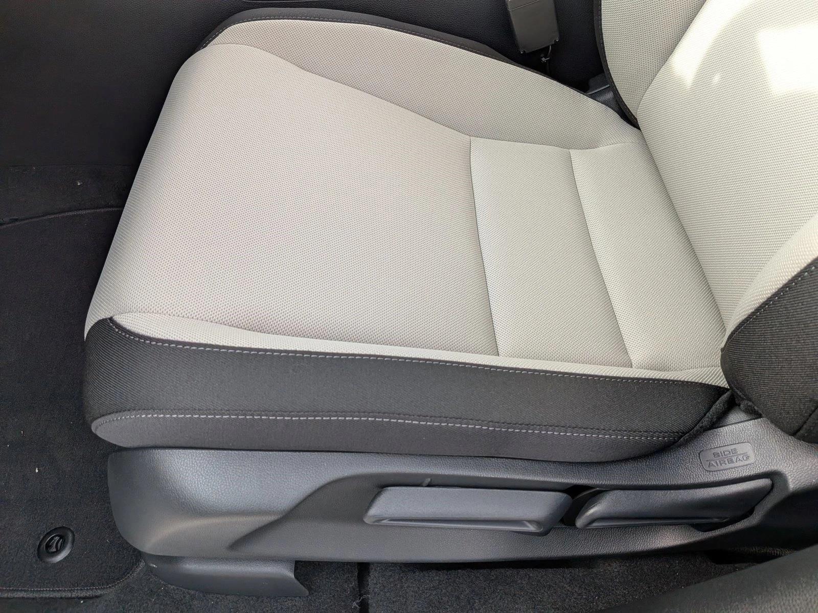 2026 Honda CR-V LX - Photo 4
