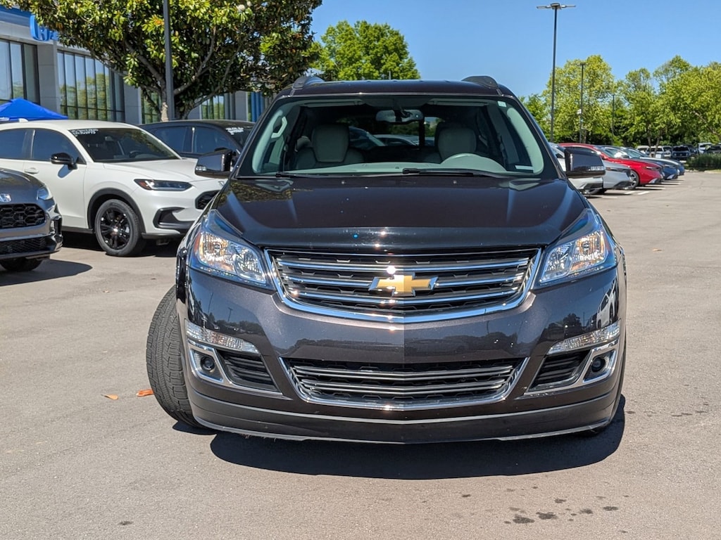 Used 2017 Chevrolet Traverse LT w/2LT SUV