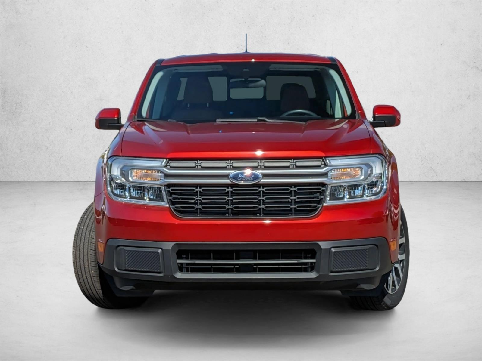2023 Ford Maverick Lariat photo 2