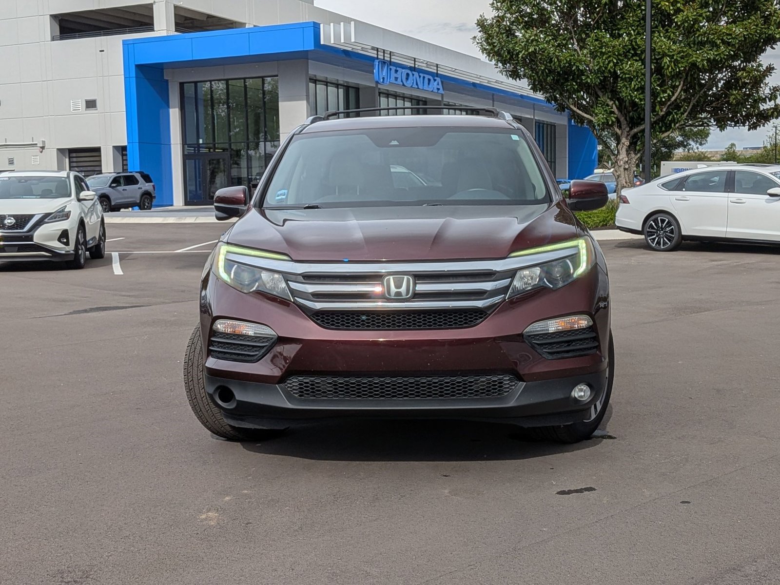 2017 Honda Pilot EX photo 2