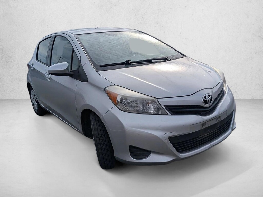 Used 2012 Toyota Yaris L Liftback