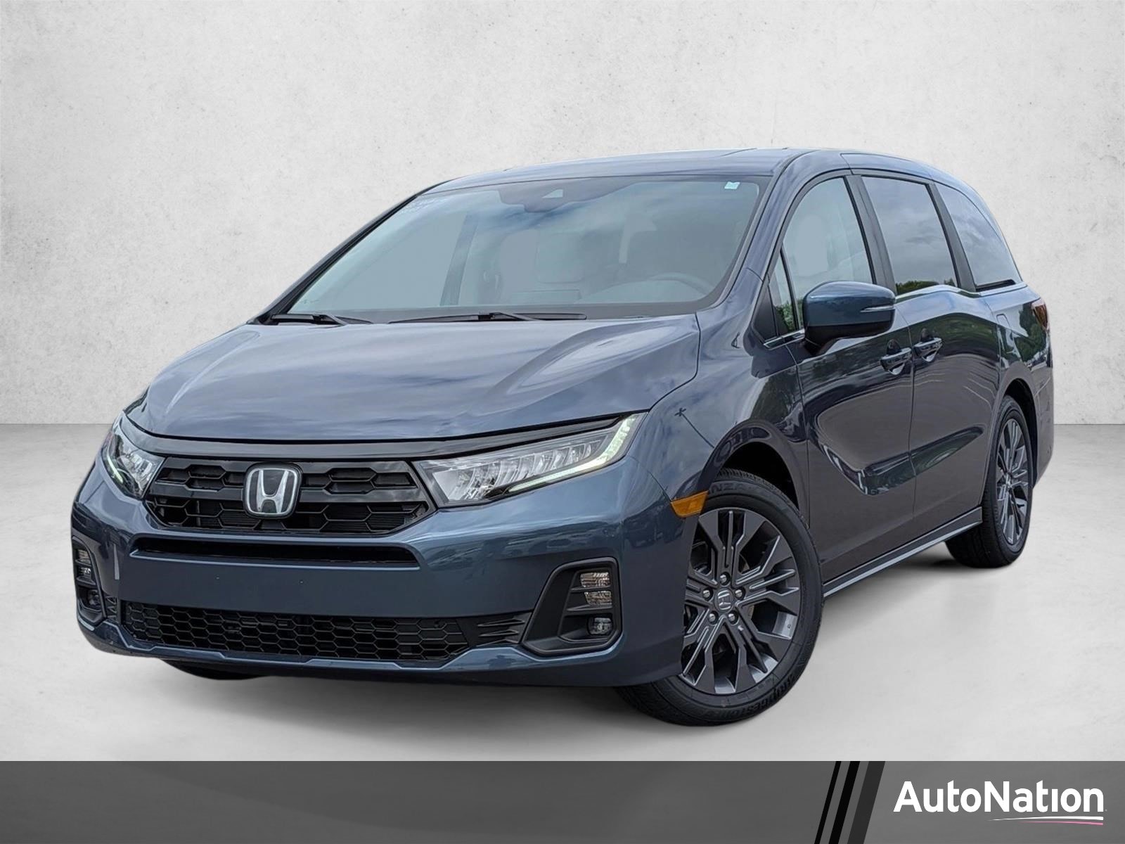 2026 Honda Odyssey Touring's photo