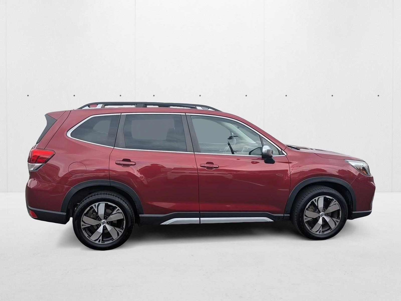 2020 Subaru Forester Touring photo 2