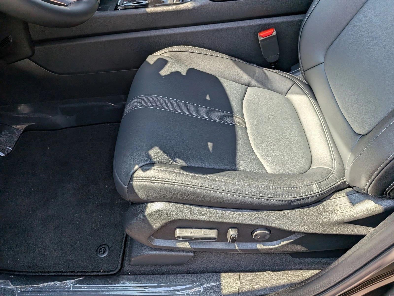 2025 Honda Pilot Touring photo 4
