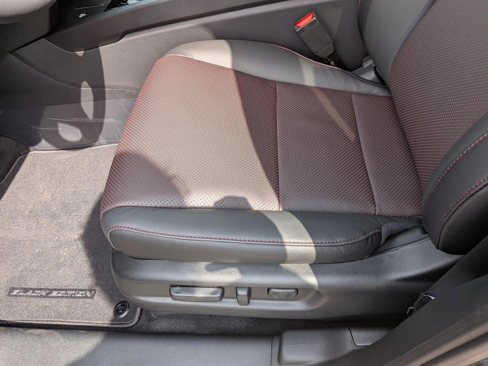 2025 Honda Ridgeline Black Edition photo 4