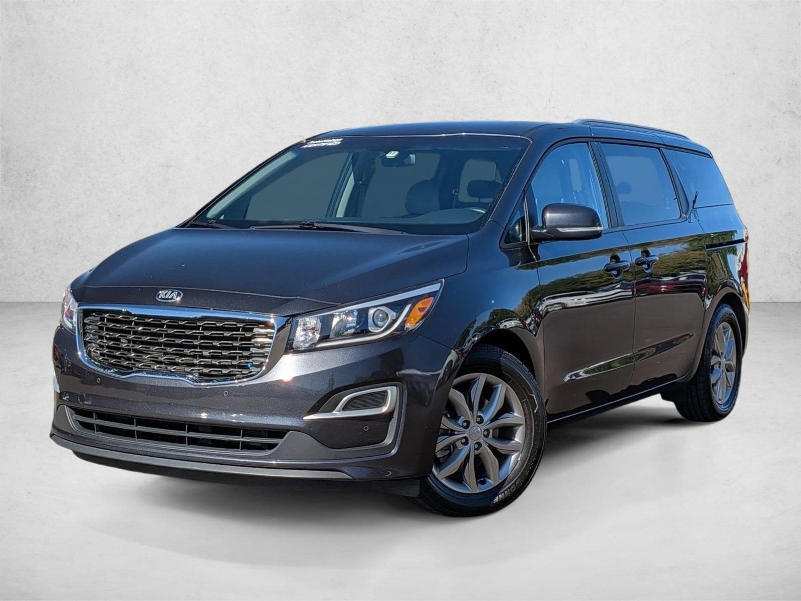 2021 Kia Sedona EX's photo