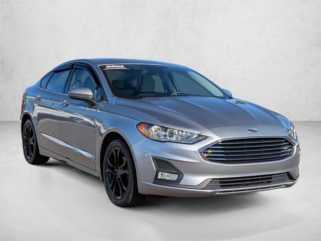 Used 2020 Ford Fusion SE Sedan