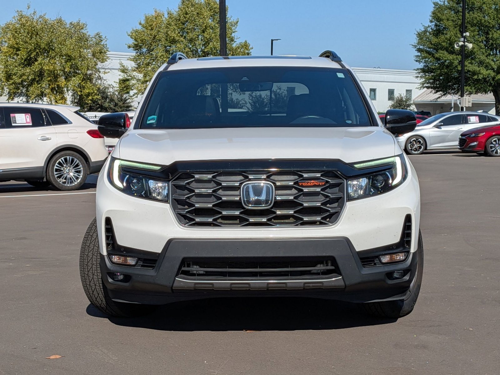 2023 Honda Passport TrailSport photo 2