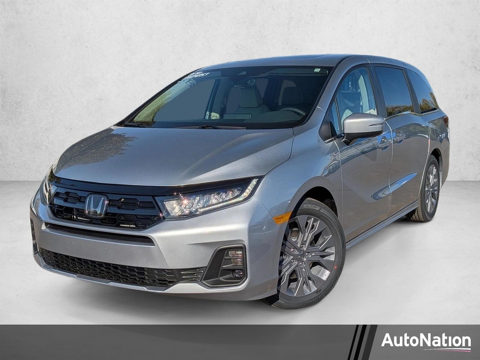 2026 Honda Odyssey Touring's photo