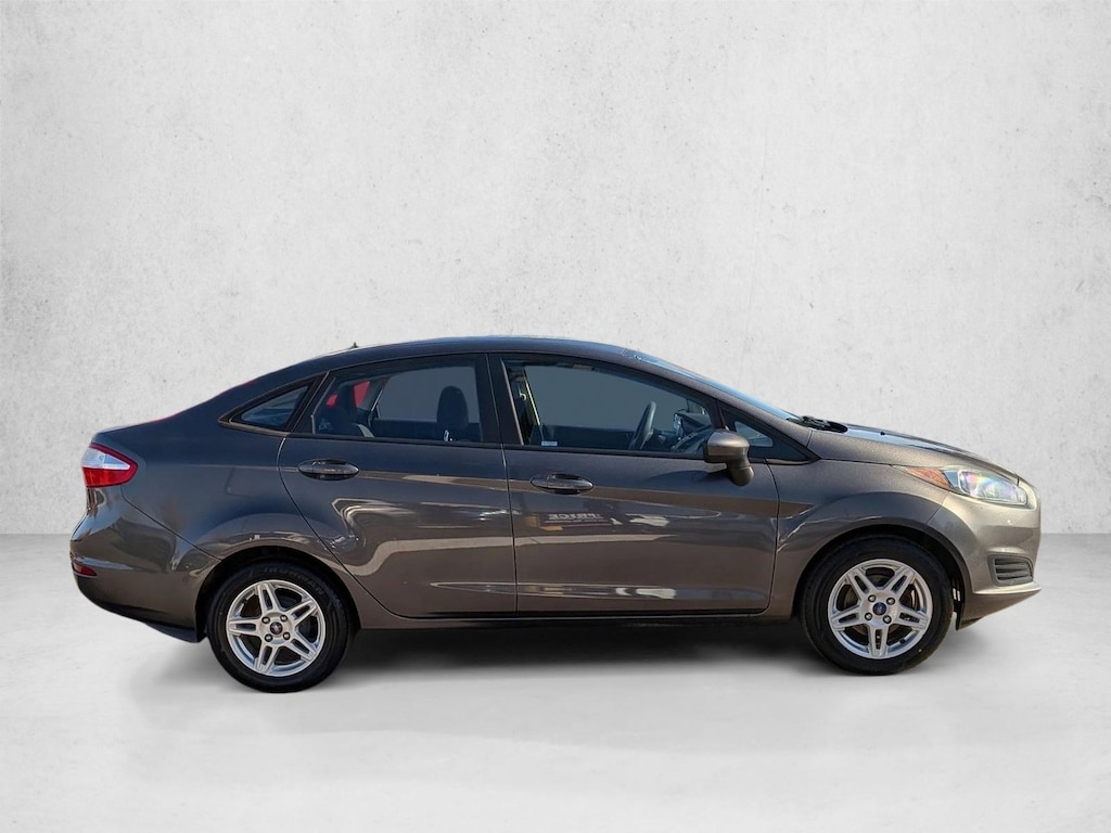Used 2018 Ford Fiesta SE Sedan