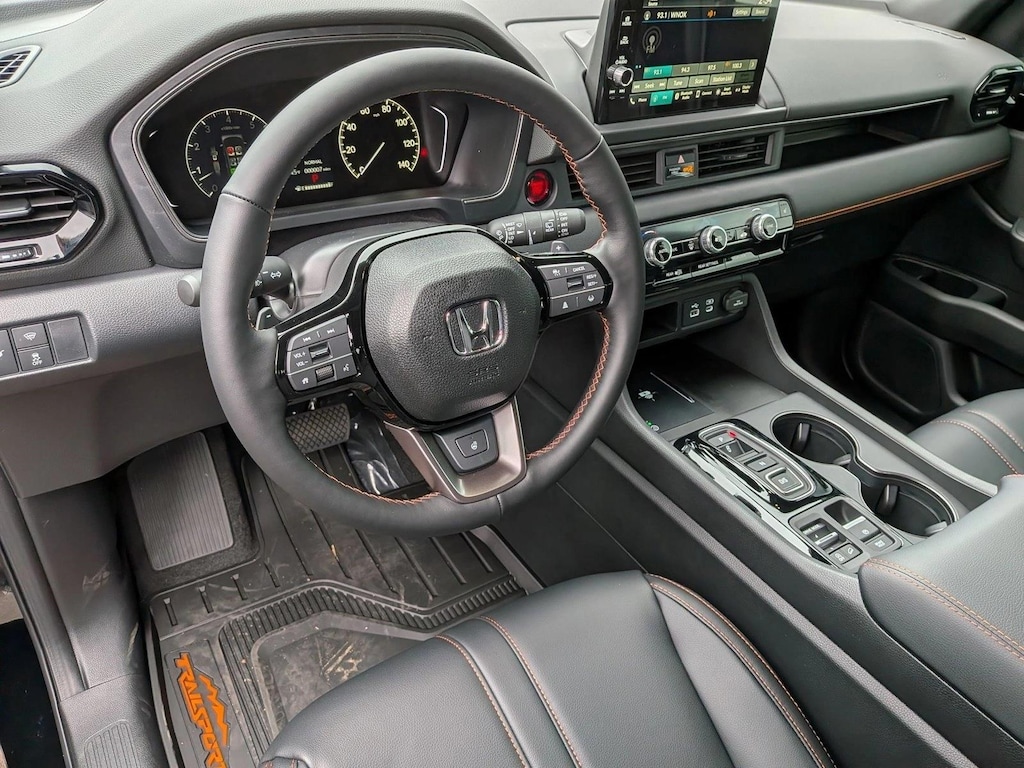 New 2025 Honda Pilot TrailSport SUV