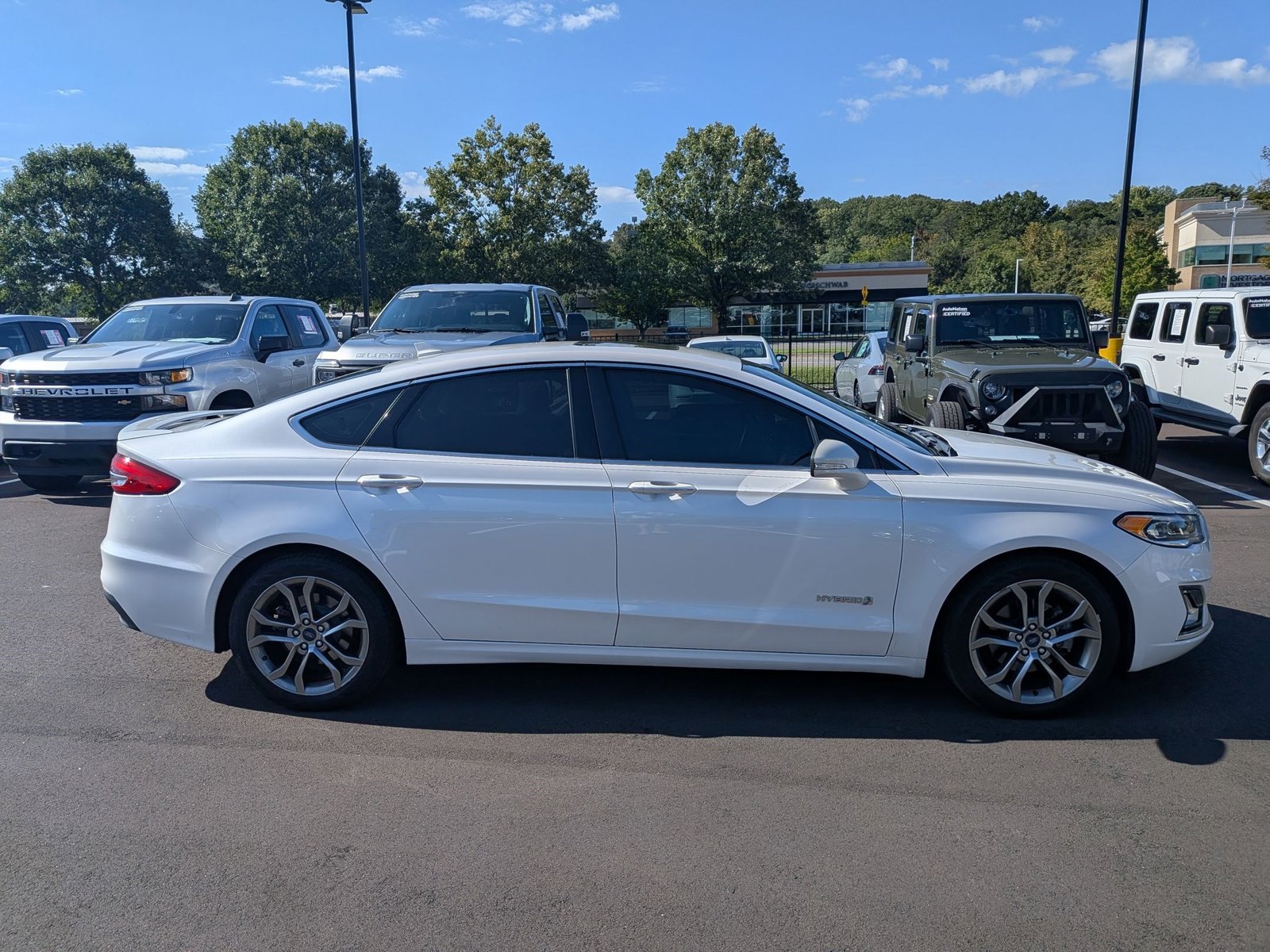 2019 Ford Fusion Hybrid Titanium photo 3