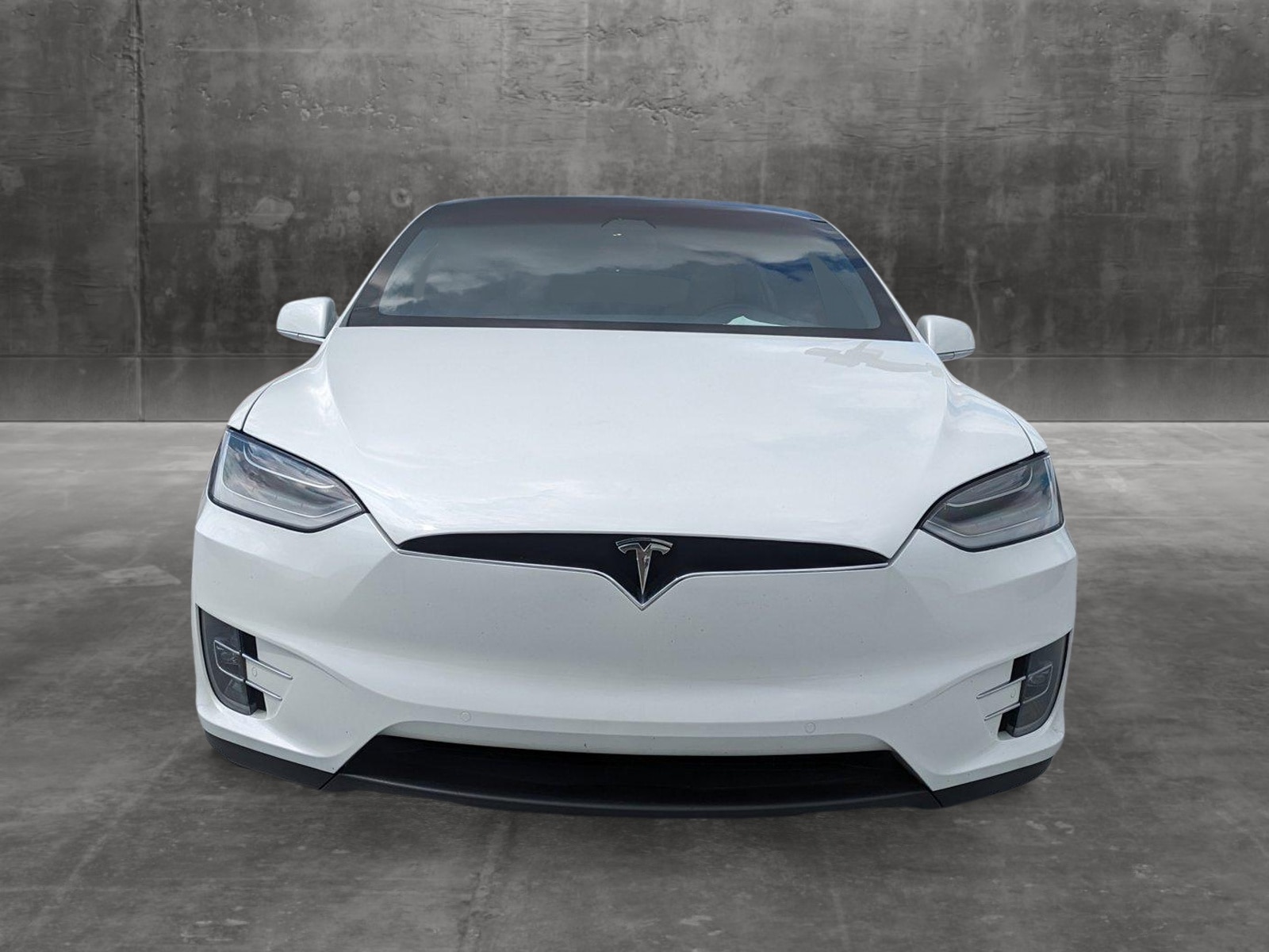 Used 2020 Tesla Model X Long Range Plus with VIN 5YJXCDE29LF237275 for sale in Knoxville, TN