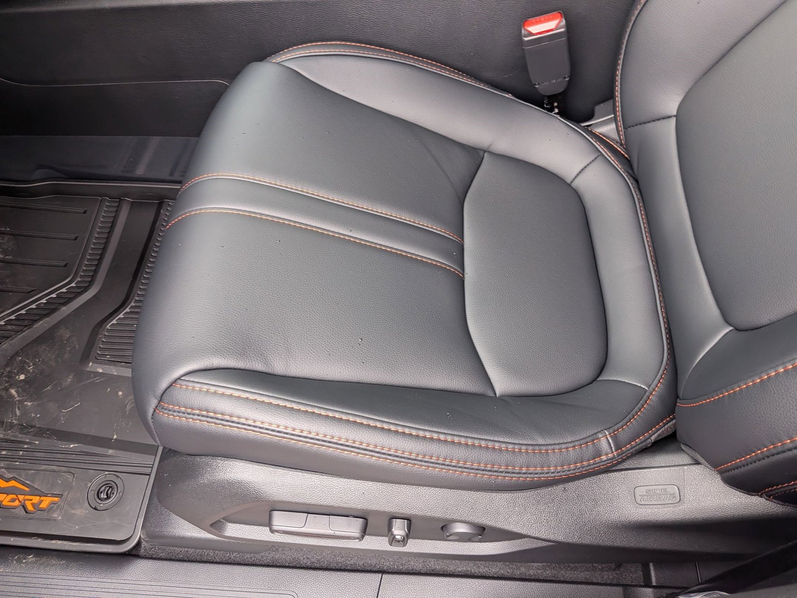 2025 Honda Pilot TrailSport photo 3