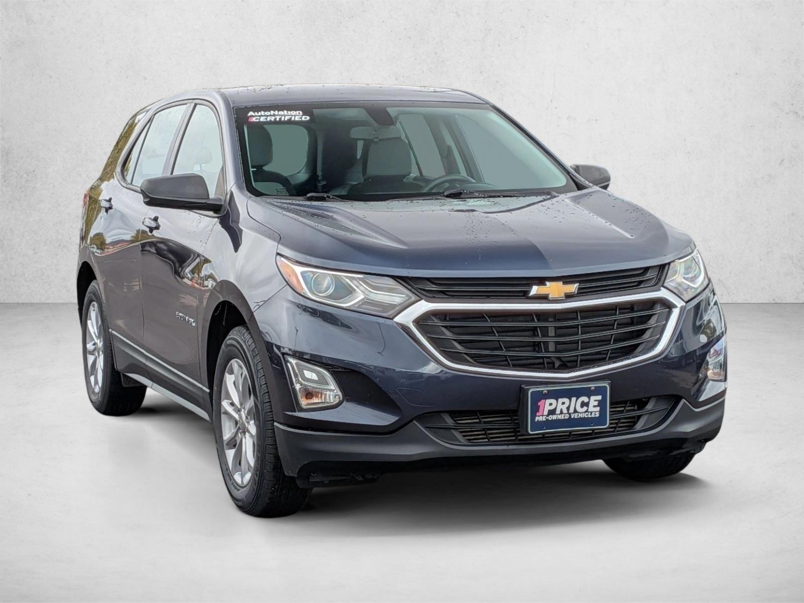 2018 Chevrolet Equinox LS photo 3