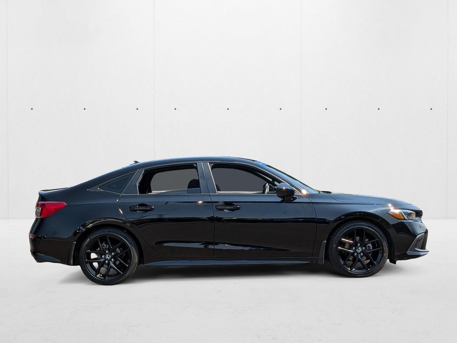 2022 Honda Civic Sport photo 4