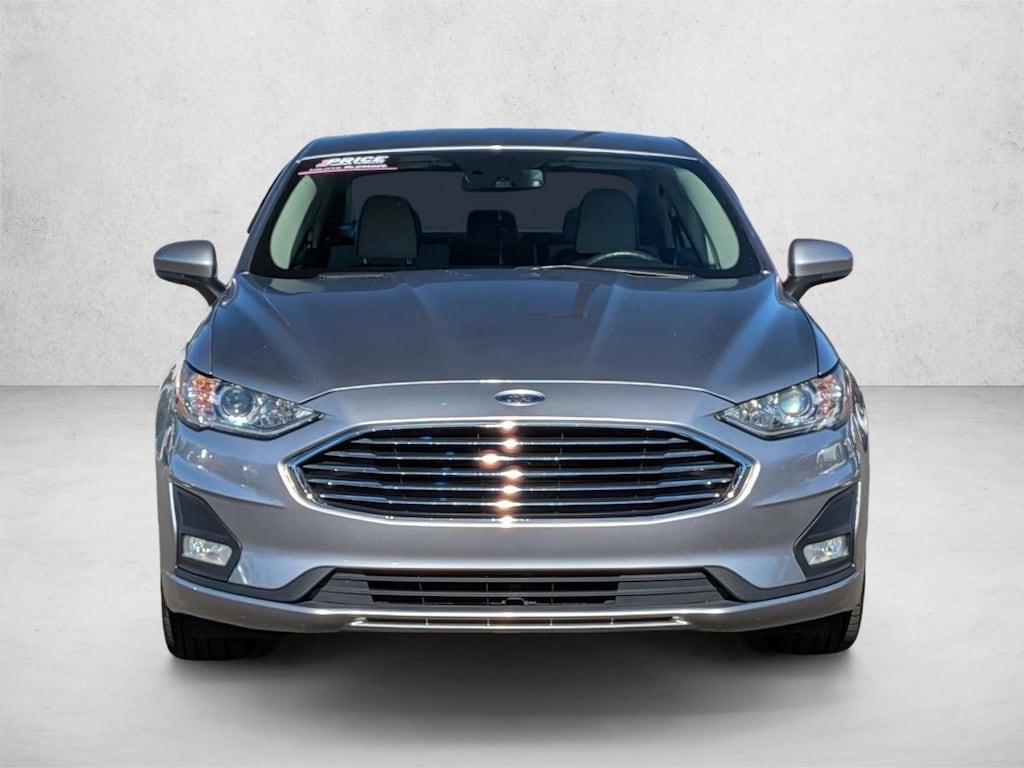 Used 2020 Ford Fusion SE Sedan