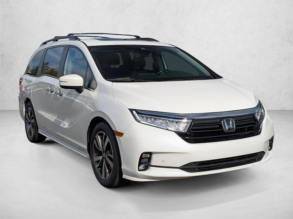 Used 2022 Honda Odyssey Touring Van