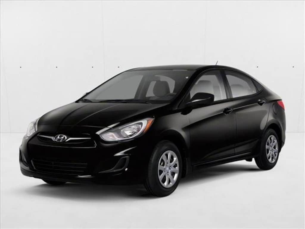 Used 2012 Hyundai Accent GLS Sedan
