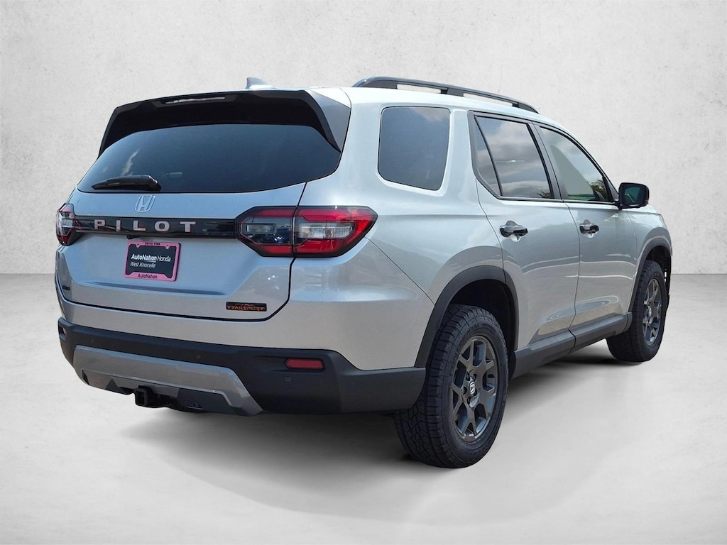 New 2026 Honda Pilot TrailSport SUV