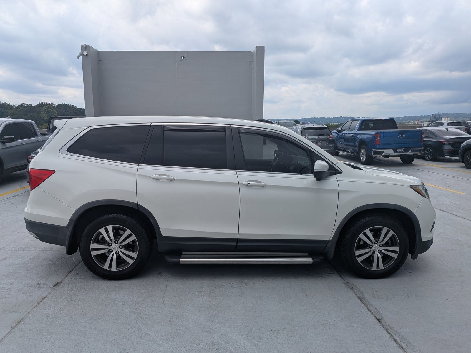2018 Honda Pilot EX-L photo 4