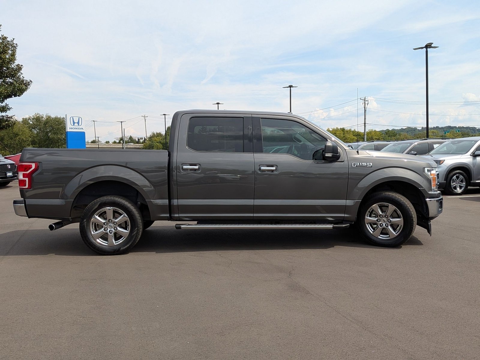 2018 Ford F-150 XLT photo 3