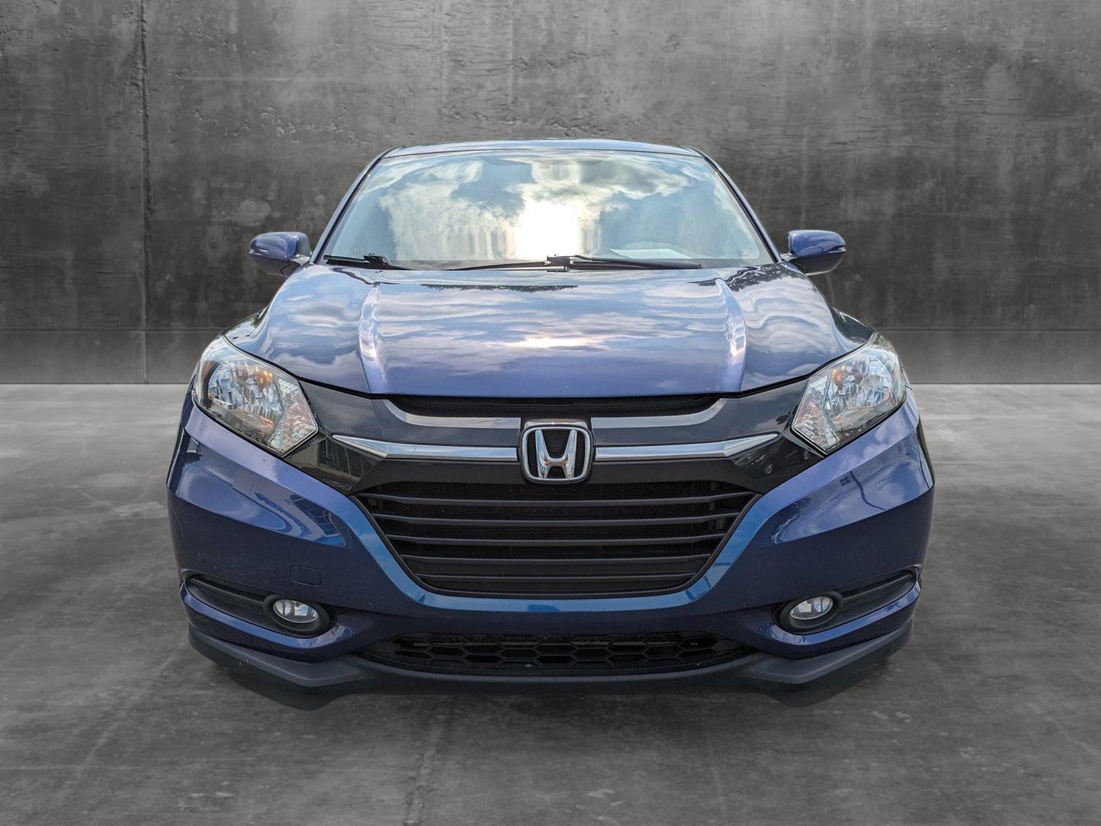 Used 2016 Honda HR-V EX with VIN 3CZRU5H5XGM713515 for sale in Knoxville, TN
