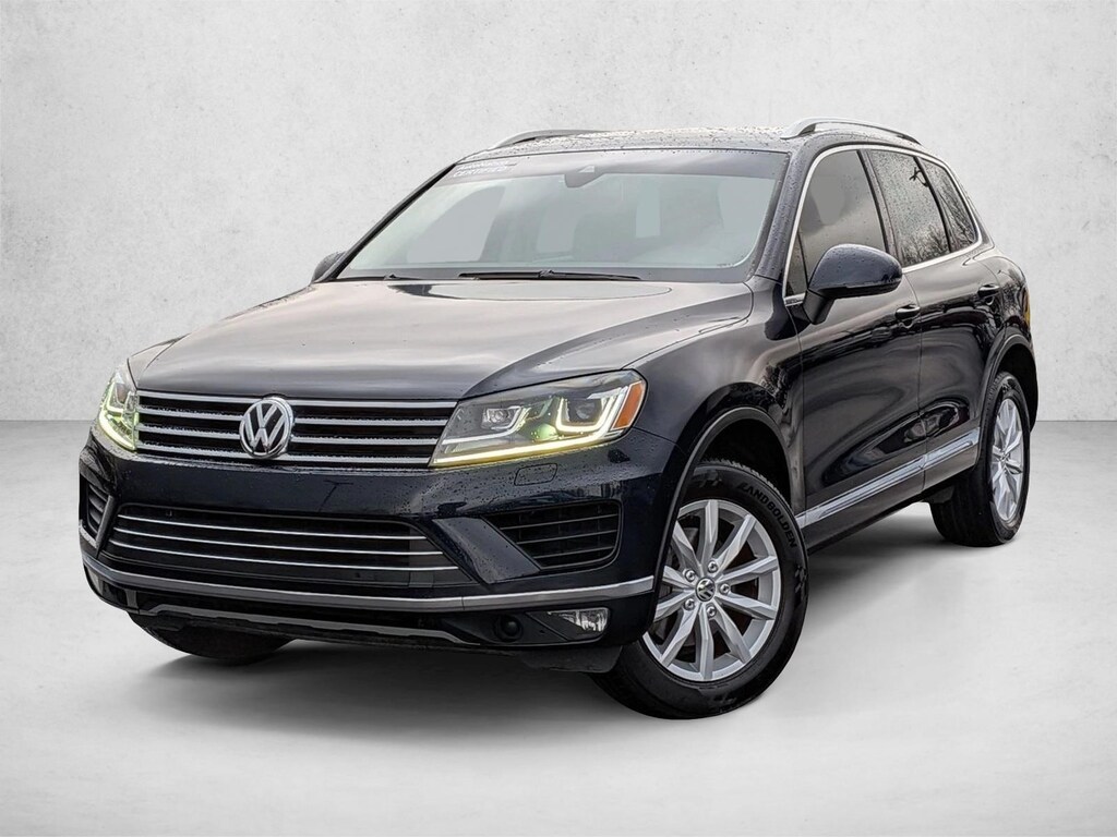 Used 2017 Volkswagen Touareg V6 Sport w/Technology 4MOTION SUV