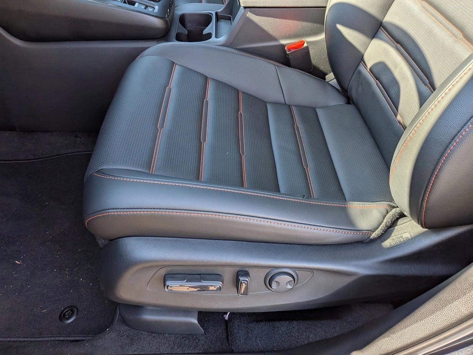 2026 Honda CR-V Hybrid Sport-L photo 4