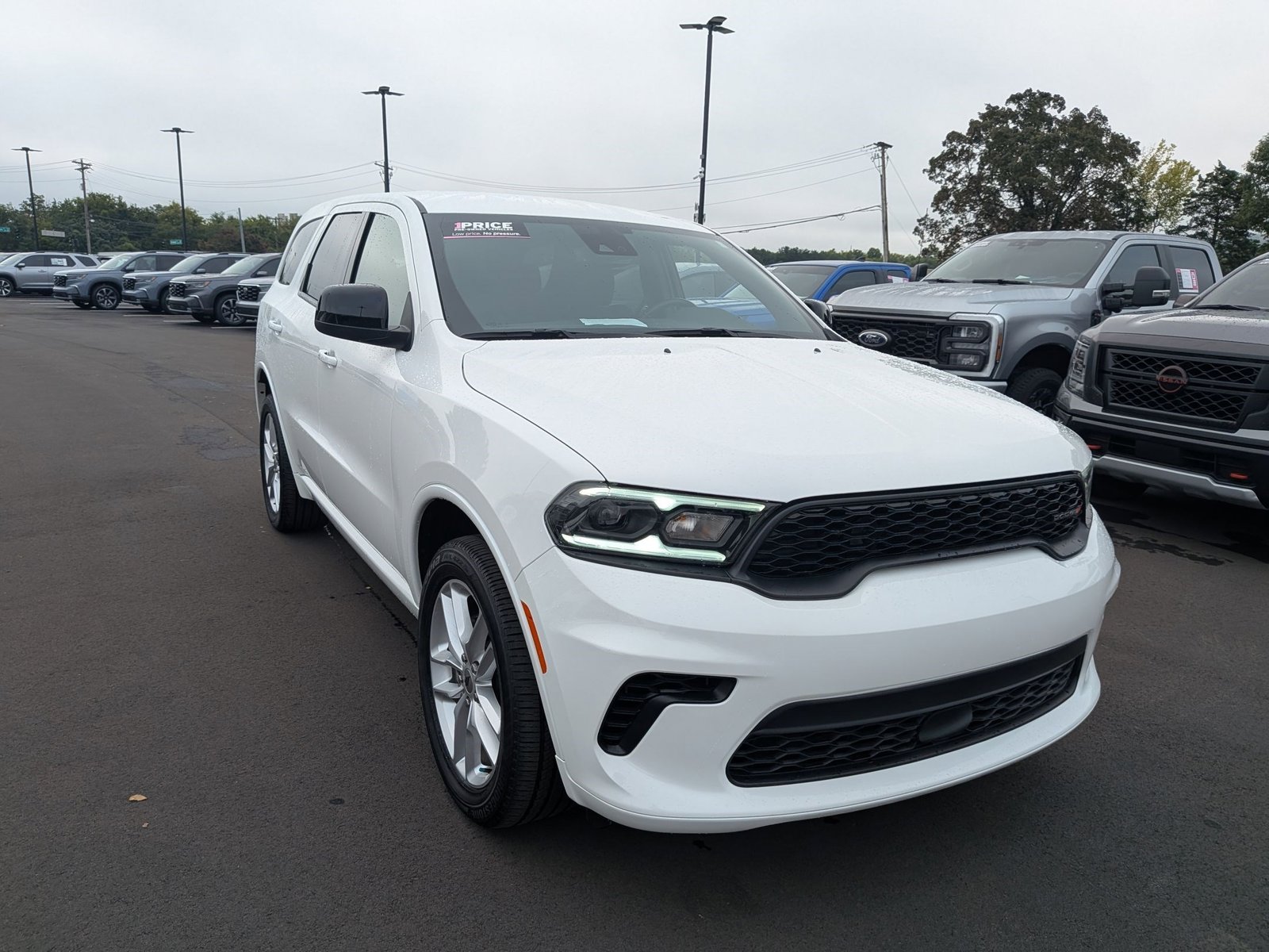 2023 Dodge Durango GT photo 2