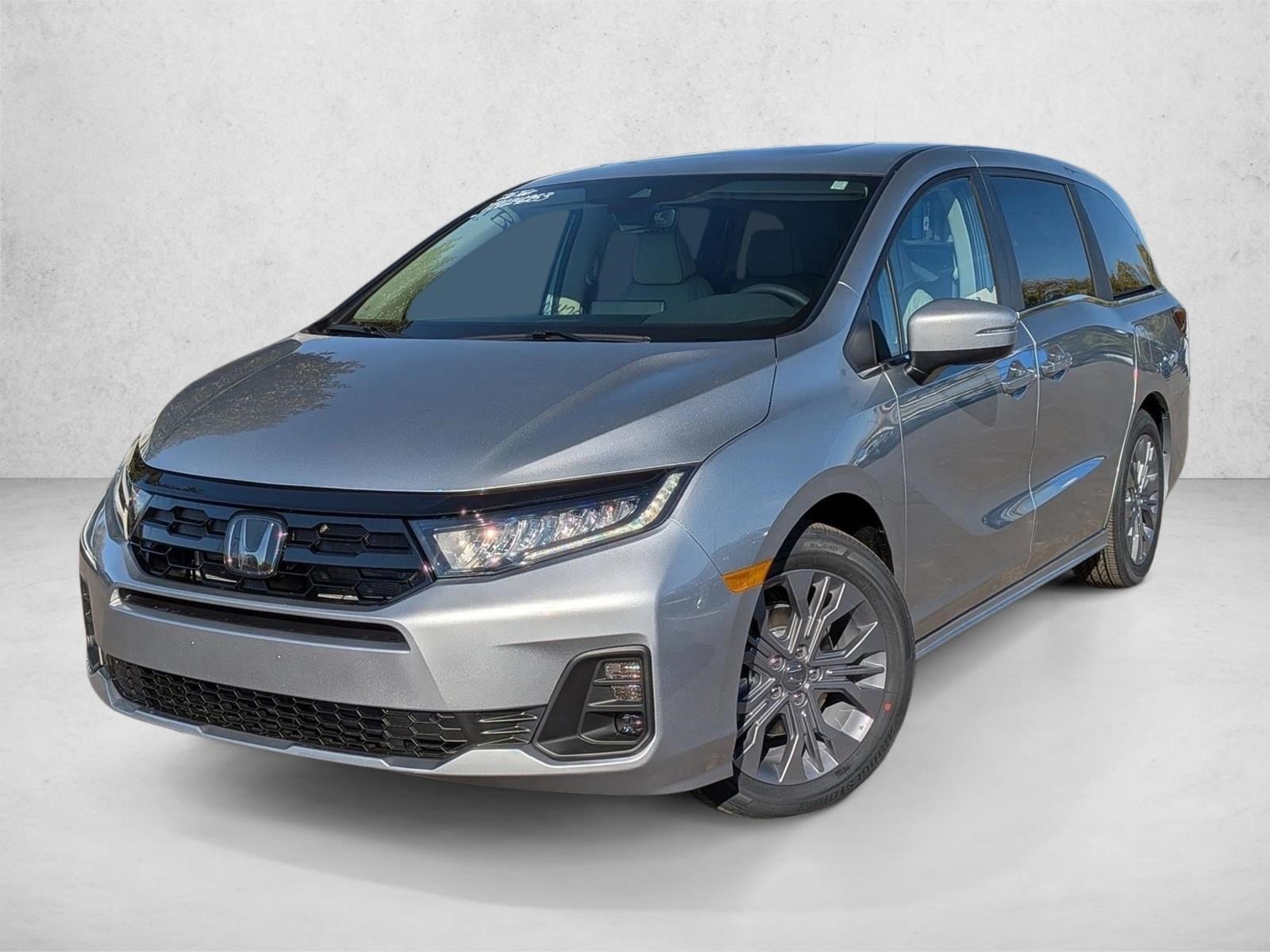 2026 Honda Odyssey Touring's photo