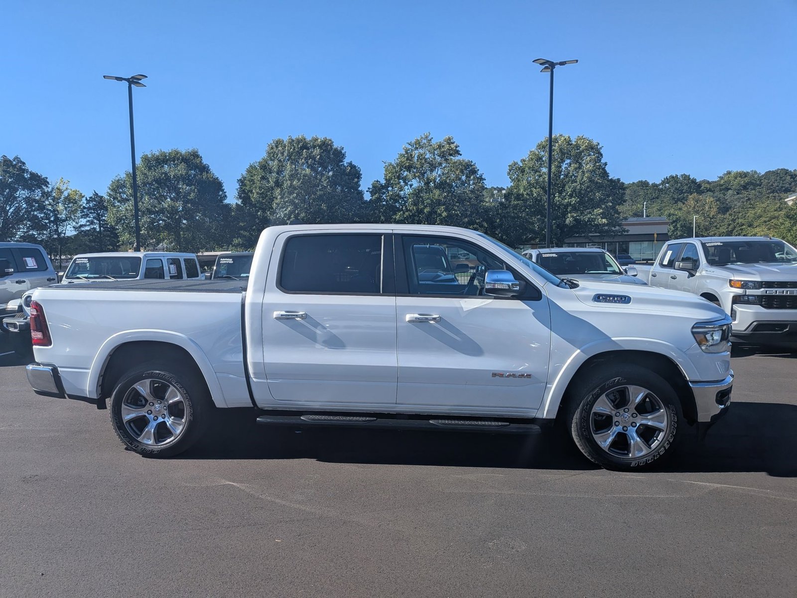 2020 Ram 1500 Laramie photo 3