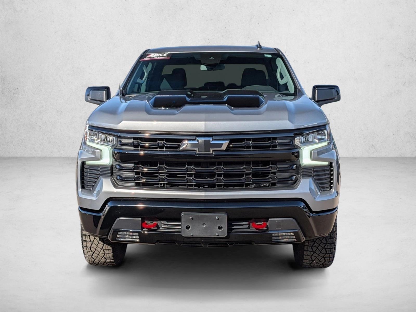 2024 Chevrolet Silverado 1500 LT Trail Boss photo 2